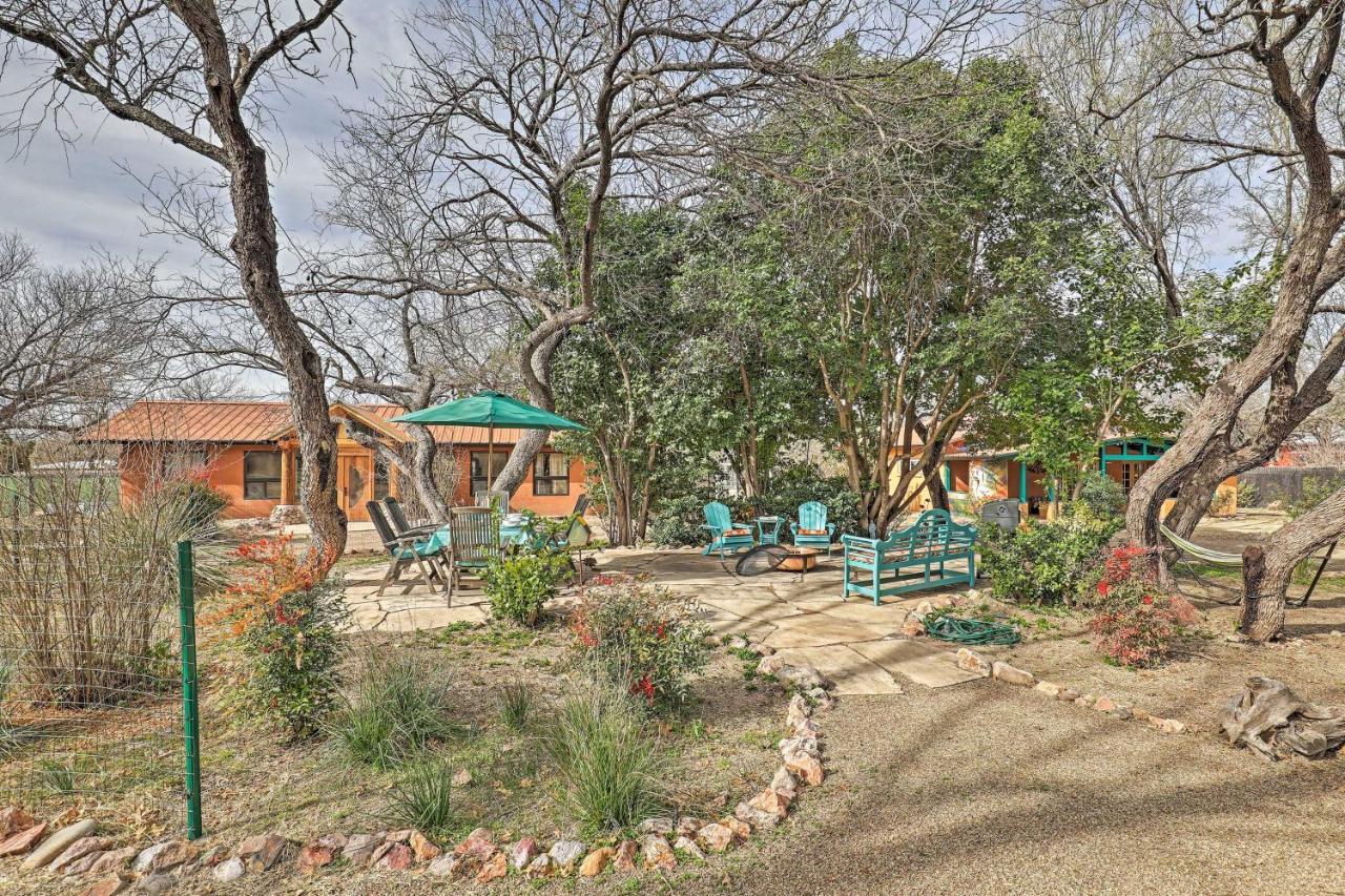 Casa Paloma 1 - Artsy Studio With Hot Tub Access! Patagonia Eksteriør billede
